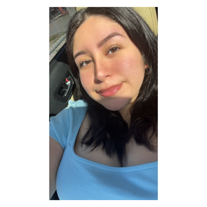 Jennifer Flores